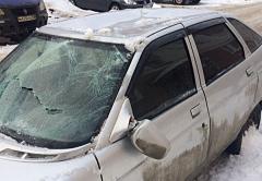 20190218 sneg na avto