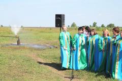 Открытие скважины в с. Шило-Голицыно Ртищевского района, июнь 2013 г.